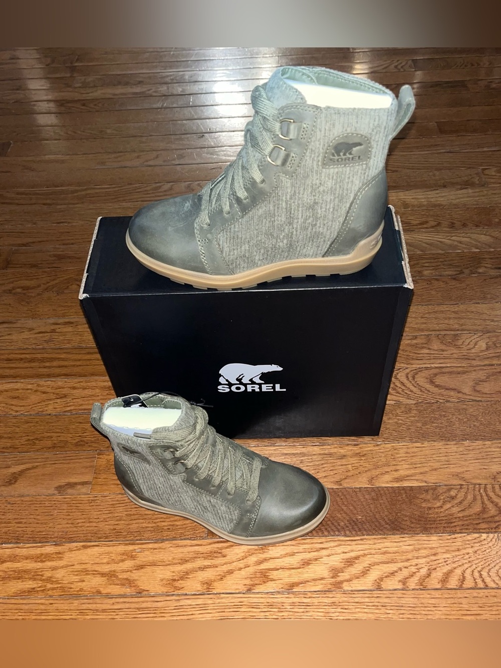 Sorel Evie 2 Waterproof Suede Wedge Booties Stone Green & Gum 17 Women’s 5 & 5.5
